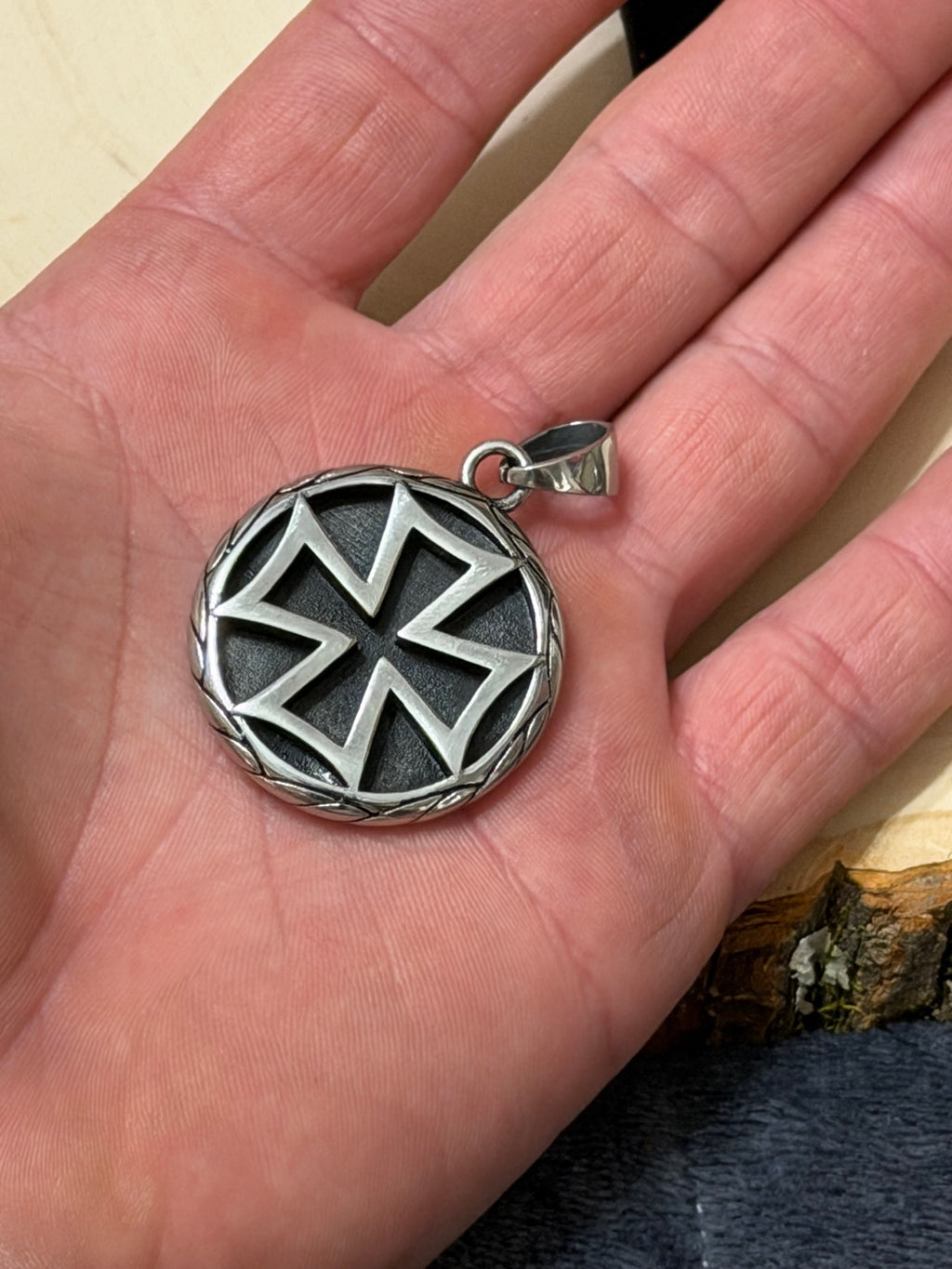 Maltese Cross Medallion Pendant