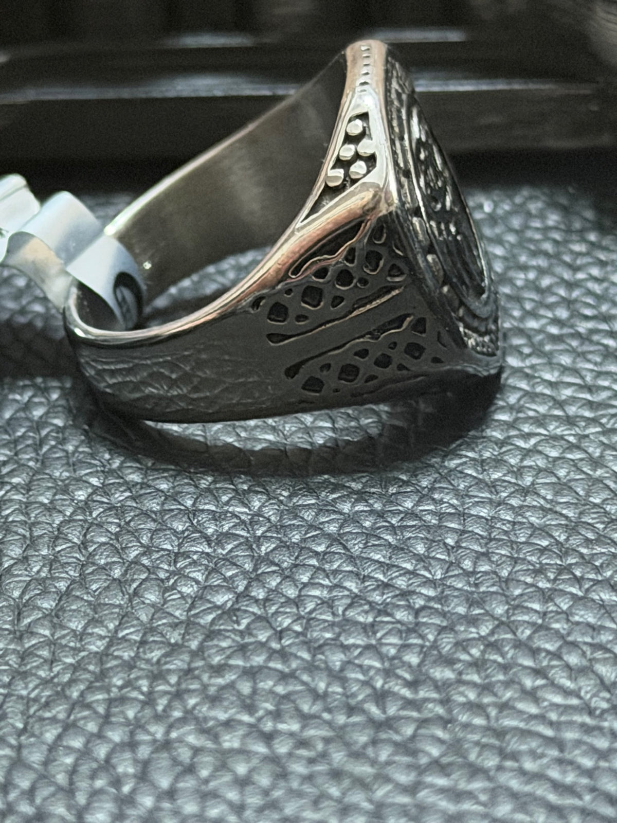 Bear Paw Signet Ring Size 10