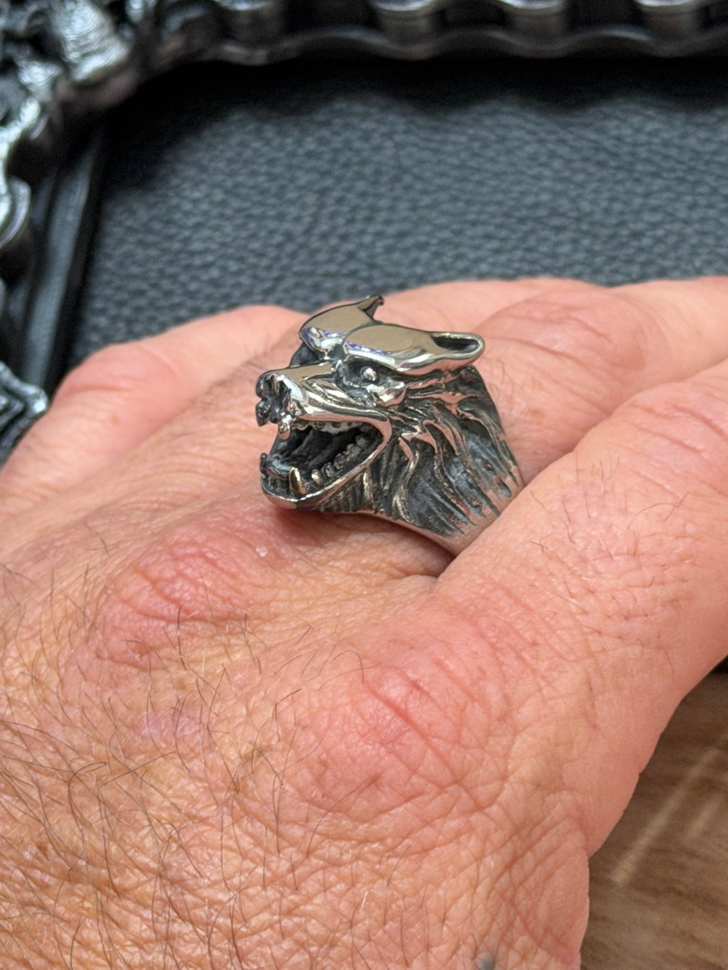 Wolf Head Ring