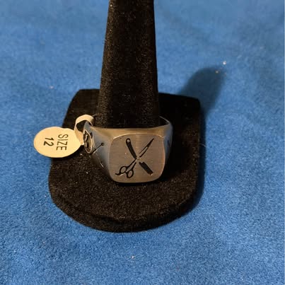 Barber Stylist Signet Ring Size 12