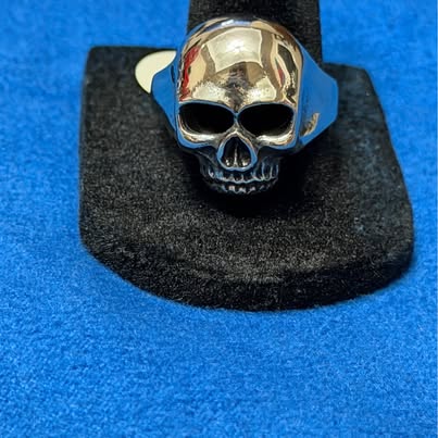 Jawless Skull Ring