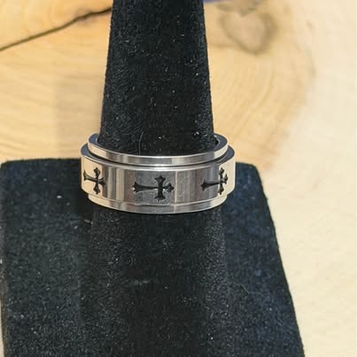 Stainless Steel Cross Spinner Ring Size 5