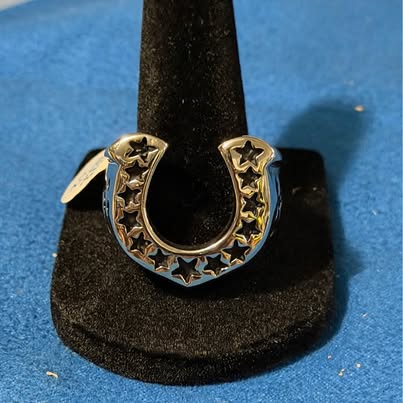 Horseshoe Lucky 13 Ring