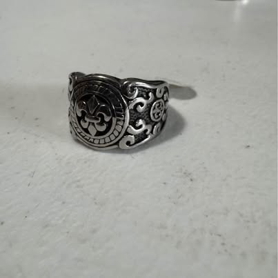 Fleur-De-Lis