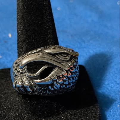 Size 8.5 Eagle Head Ring