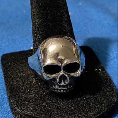 Skull Ring