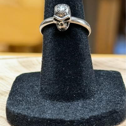 Tiny Skull Ring Size 5