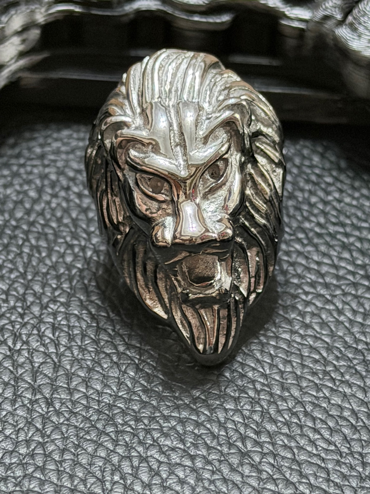Lion Head Ring Size 7