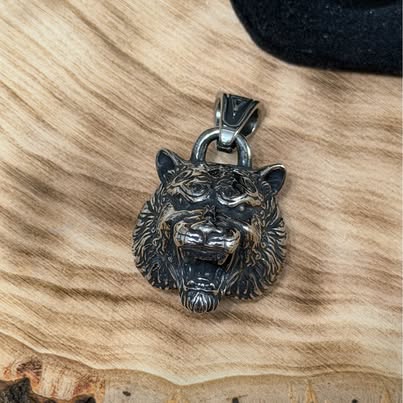 316L Stainless Steel Oxidized Tiger Head Pendant