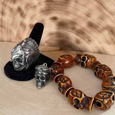 Skull Jewelry Set Size 10 - Ring, Pendant & Bracelet Bundle