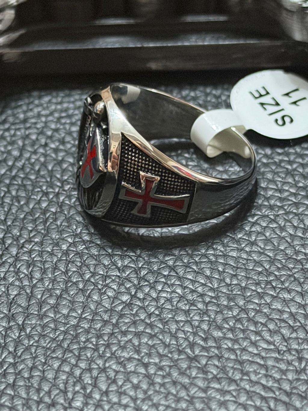 Knights Templar Red Cross Shield Ring Size 11