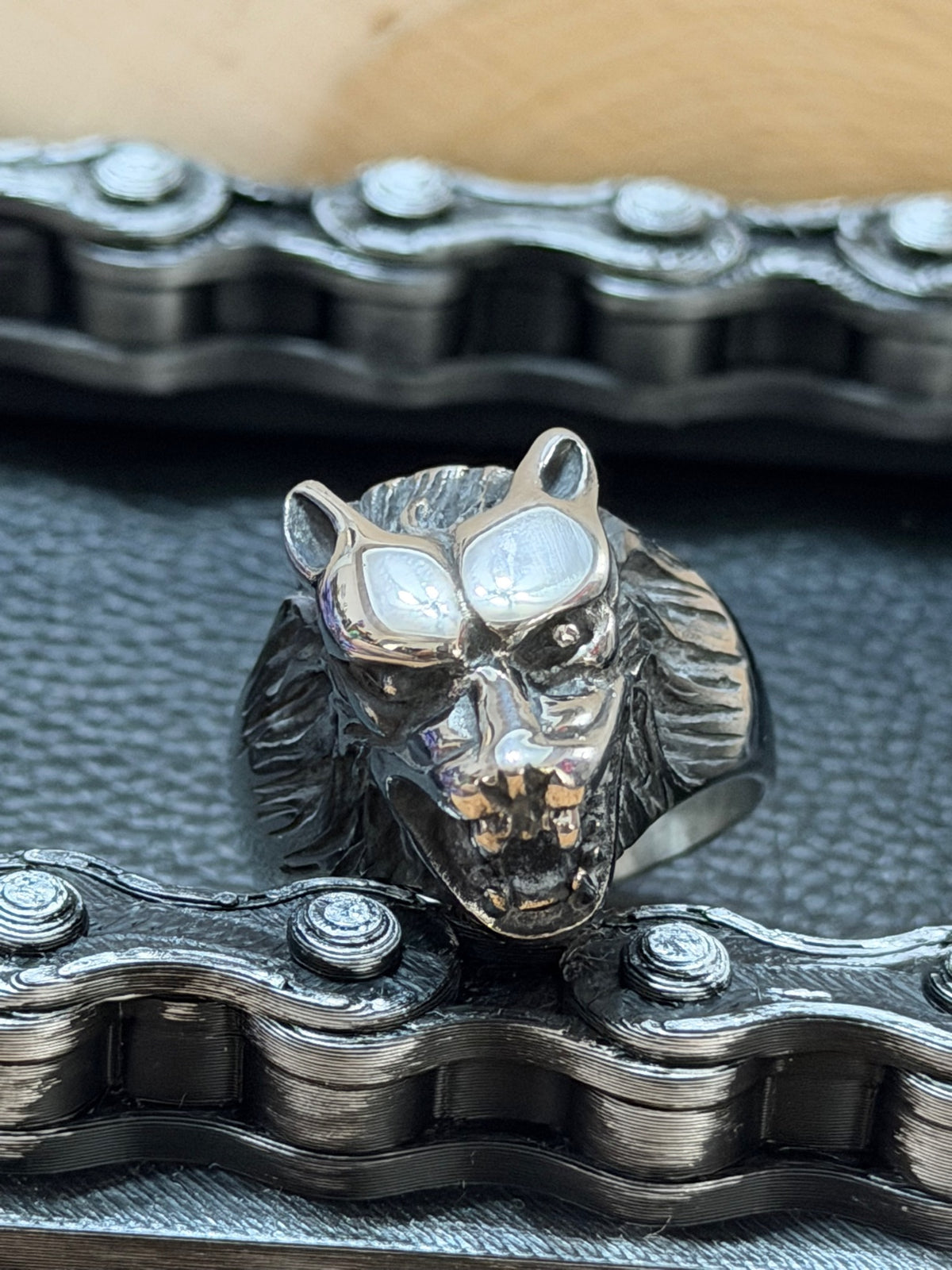 Wolf Head Ring